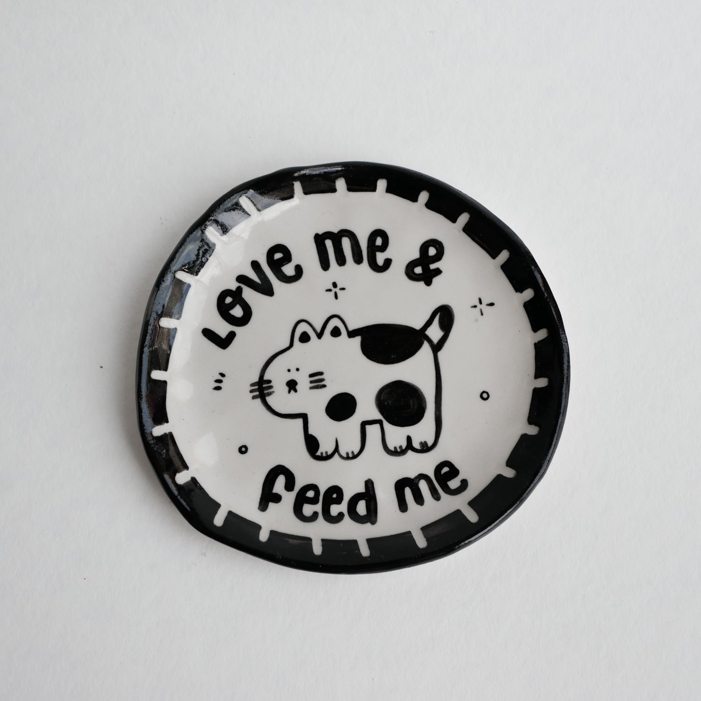 Love Me Plate